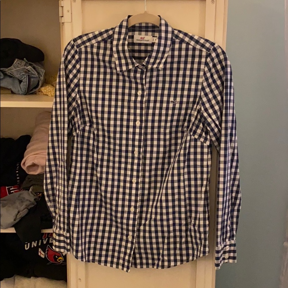 Vineyard Vine’s Button-Down Shirt
